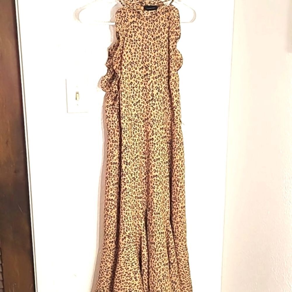 Who What Wear Leopard Midi-Dress with Halter-Top & Ruffles, Size XS - Picture 4 of 10
